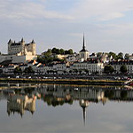 Visitez les châteaux de Saumur en bord de Loire tout près du Camping le Domaine de la Brèche